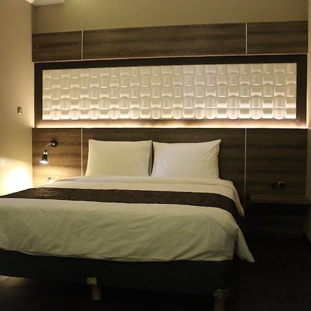 Fontana Hotel Jakarta Eksteriør billede