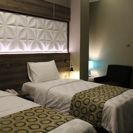 Fontana Hotel Jakarta Eksteriør billede