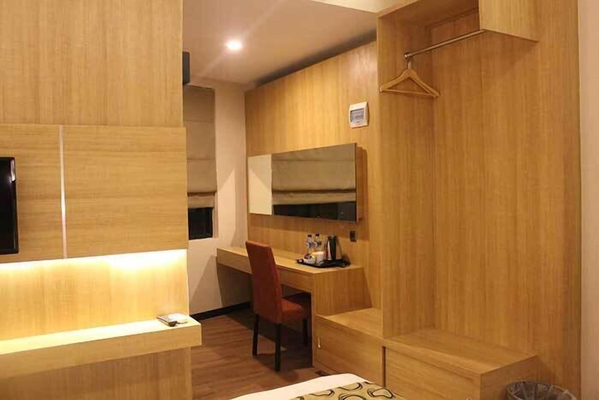 Fontana Hotel Jakarta Eksteriør billede