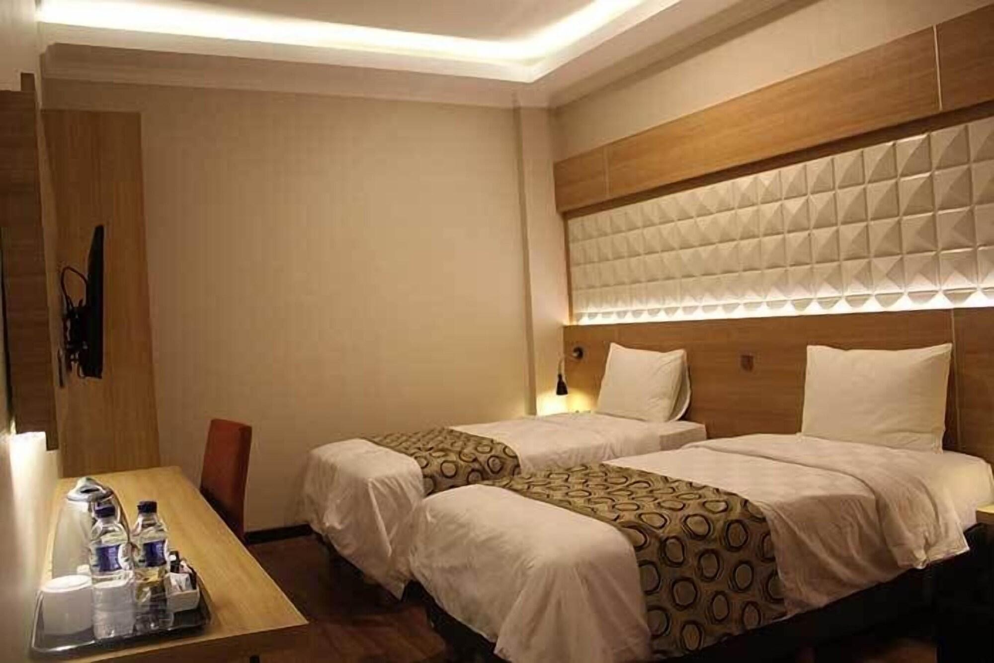 Fontana Hotel Jakarta Eksteriør billede