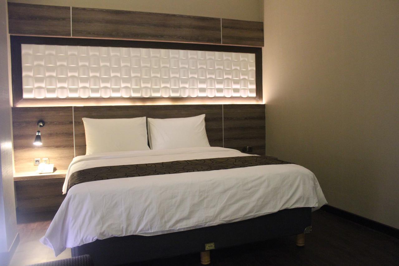 Fontana Hotel Jakarta Eksteriør billede