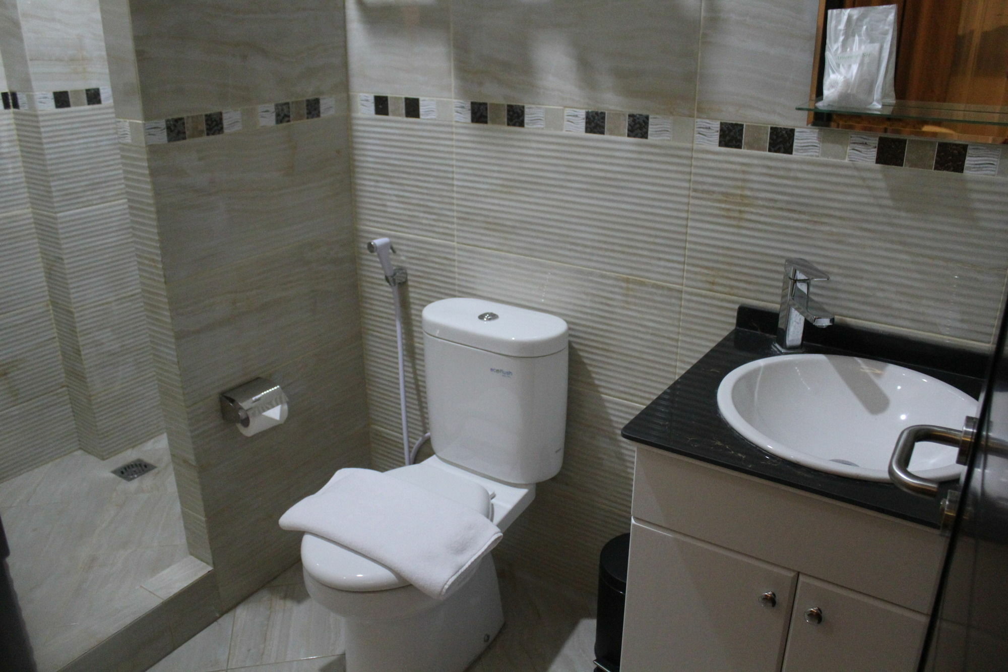 Fontana Hotel Jakarta Eksteriør billede